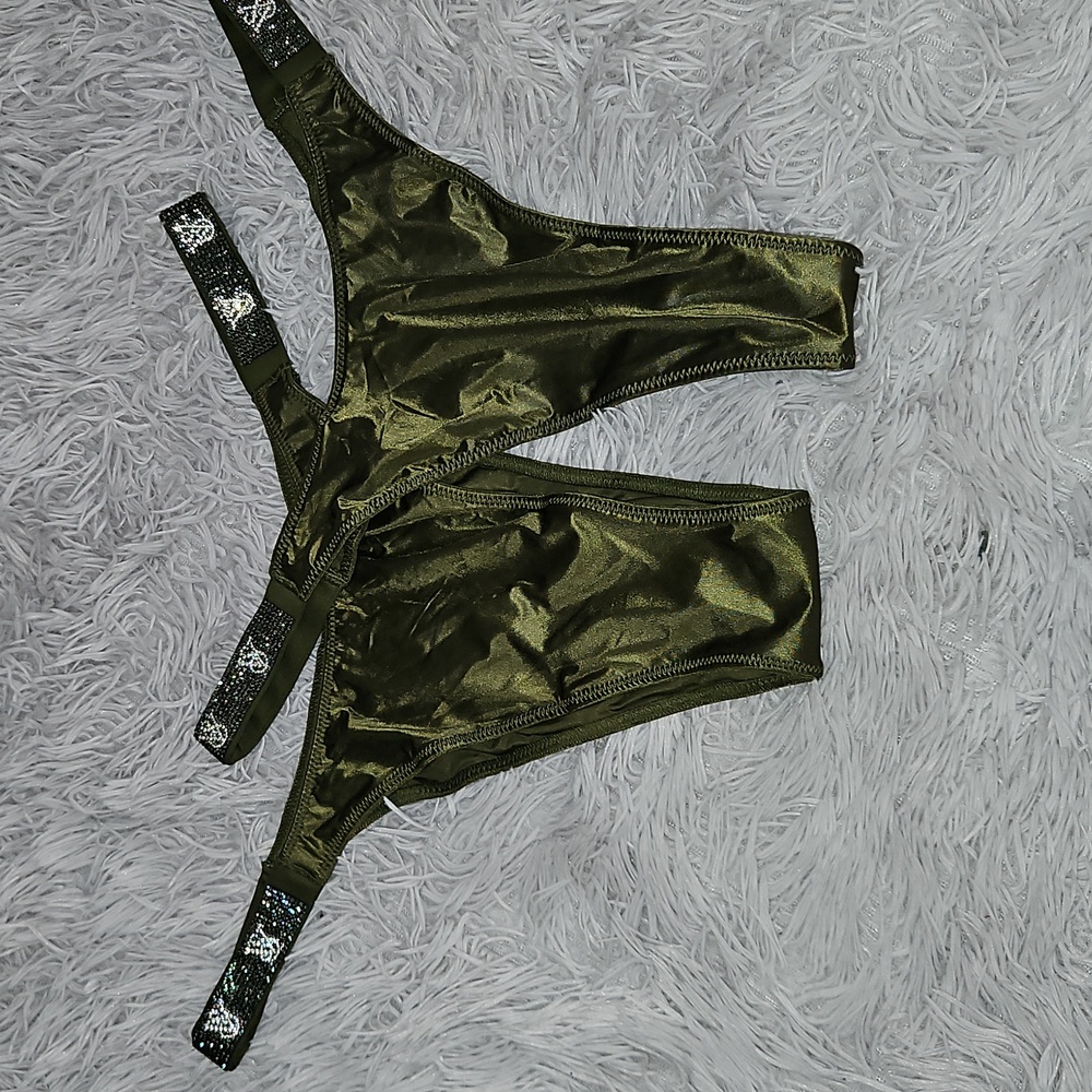 Bundle VS Shine Strap Panties - Picture 7 of 8